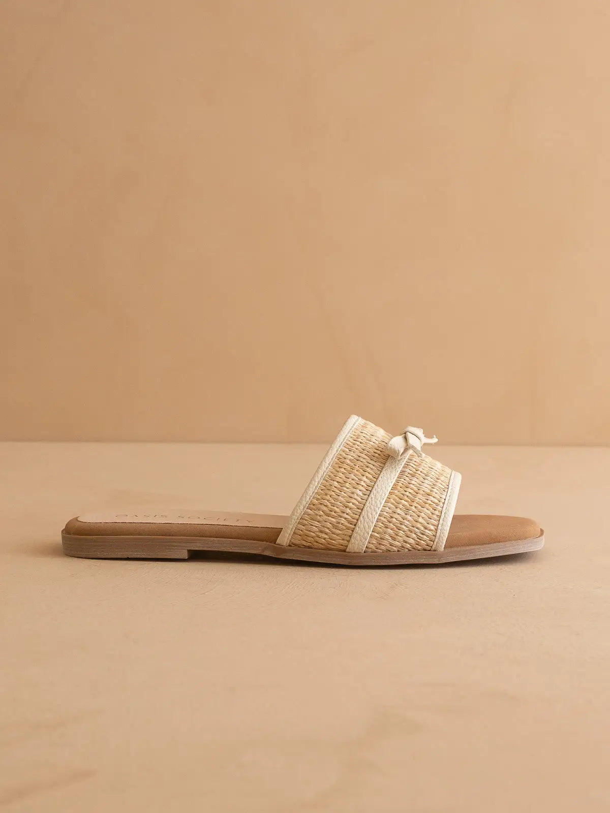 The Andrea | Natural Bow Raffia Slide
