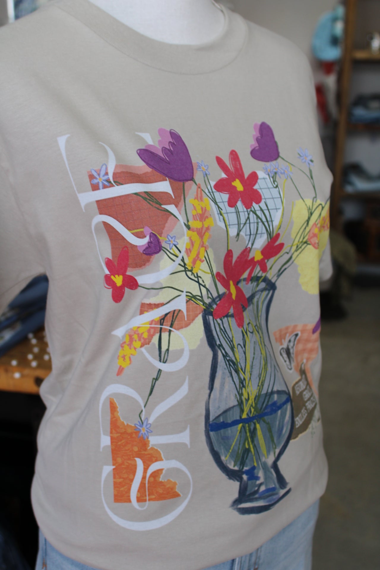 Abundant Grace Tee