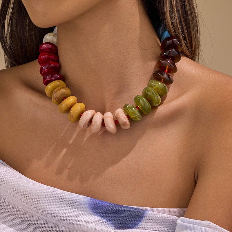 CHUNKY RESIN BEADED NECKLACE