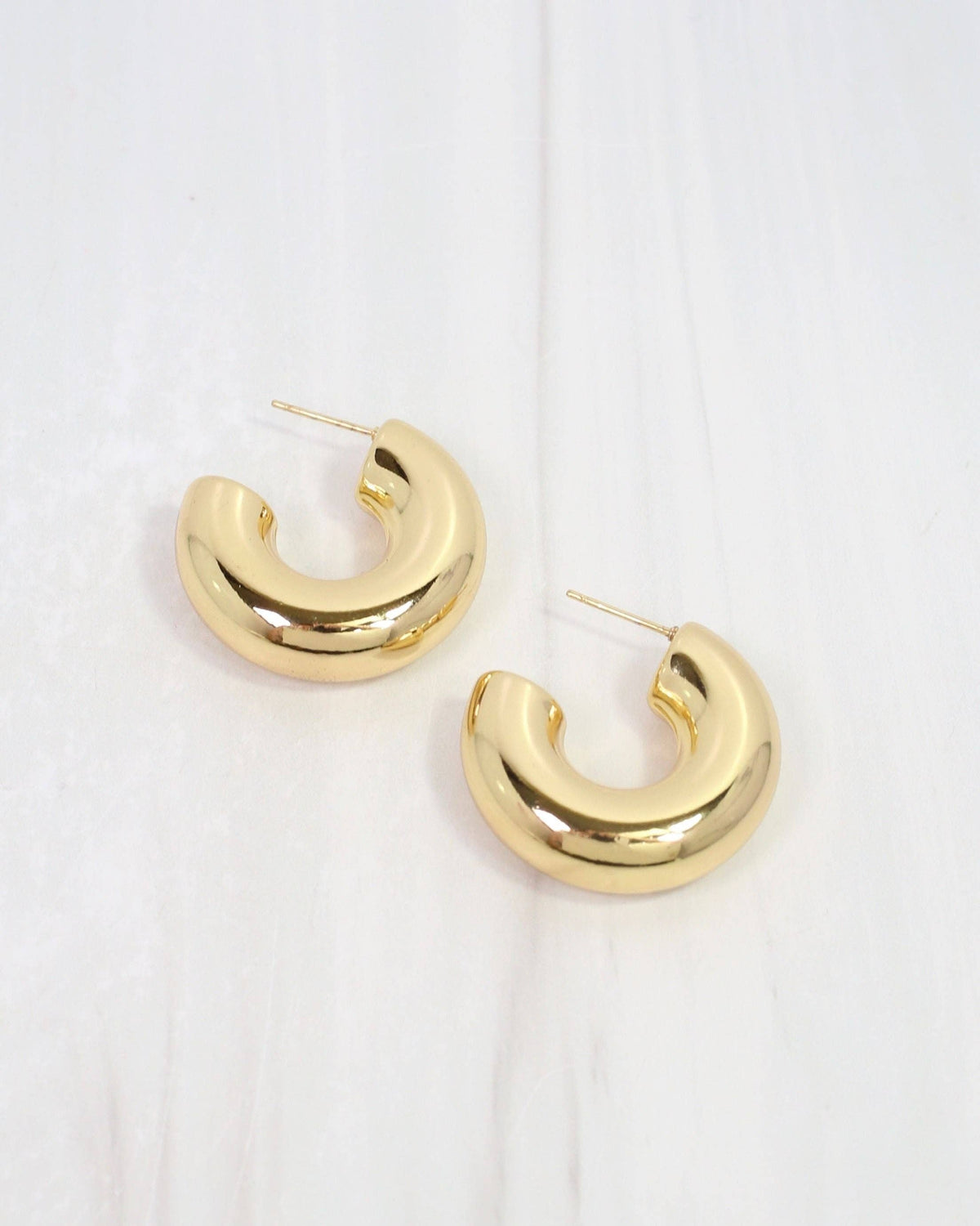 Rushing Hoop Earring WP Gold