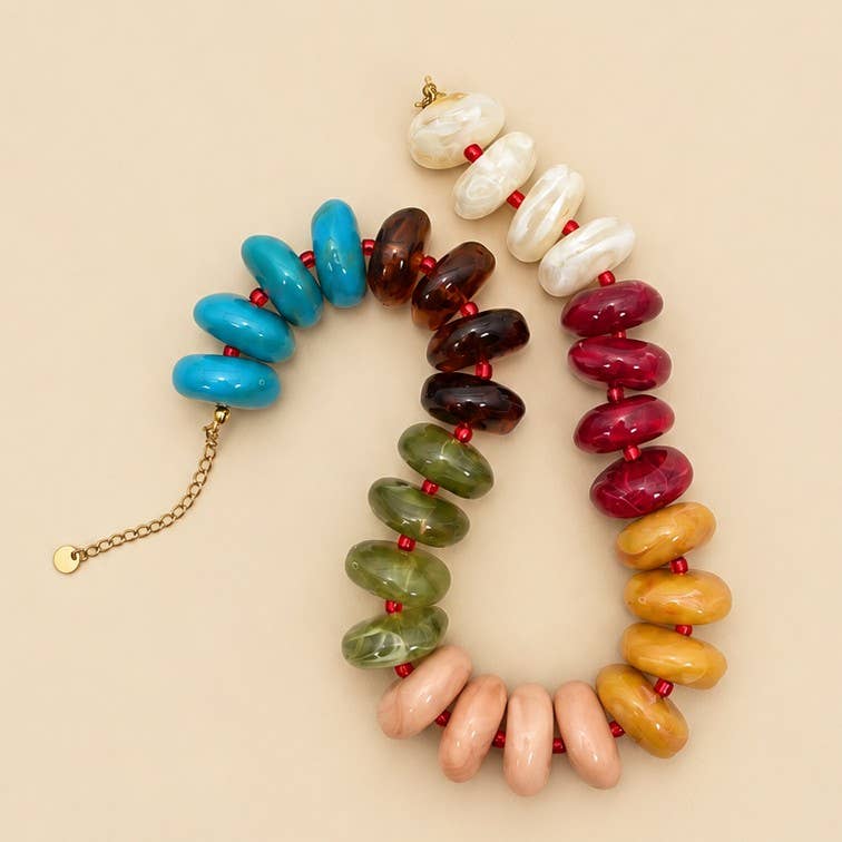 CHUNKY RESIN BEADED NECKLACE