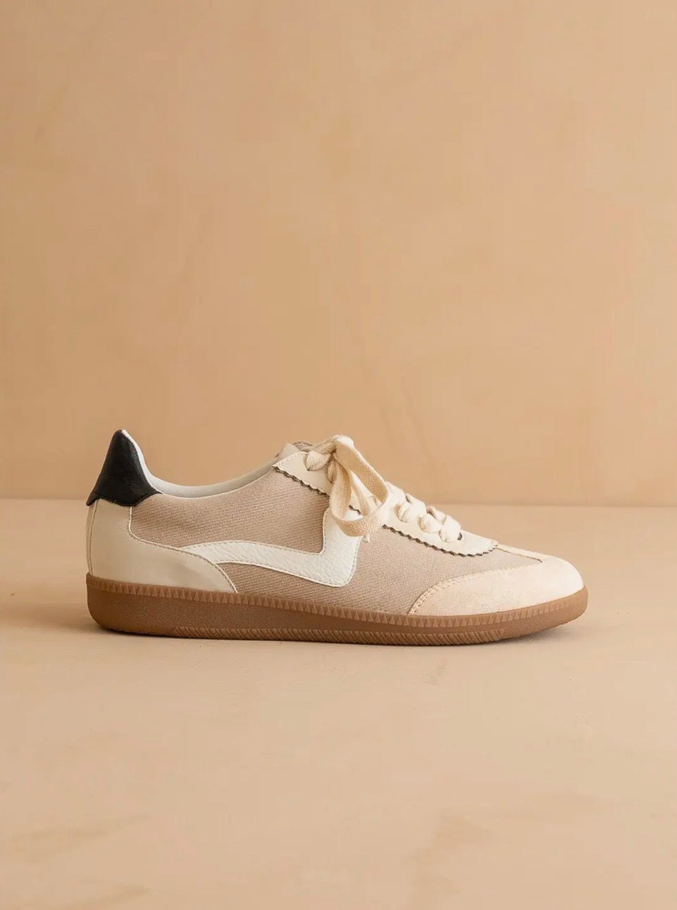 Kyla Sneaker